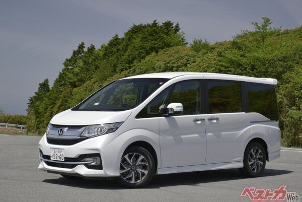 ホンダ ステップワゴン(先代・約140万円)