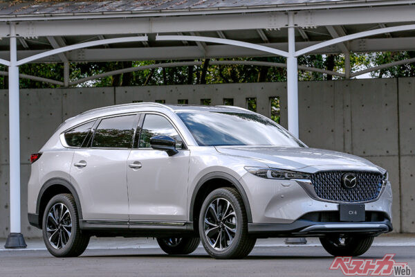 マツダ CX-8（2017年登場）。CX-8は北米で販売されたCX-9のコンポーネンツを採用して2017年に登場