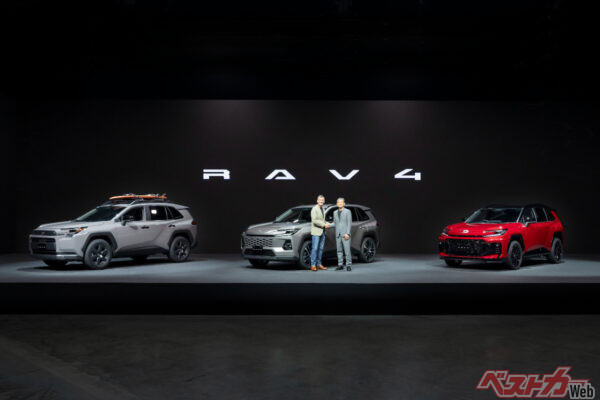 （左から）取締役・執行役員 Chief Branding Officer デザイン領域統括部長 Simon Humphries（サイモン・ハンフリーズ）、ウーブン・バイ・トヨタ株式会社 代表取締役 Chief Executive Officer 隈部 肇