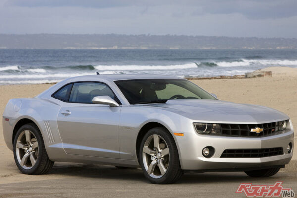 シボレー カマロ(5代目)中古相場:約200万~460万円