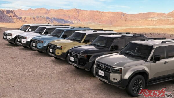 （右手前から5台目まで）ZX、（左奥）GX