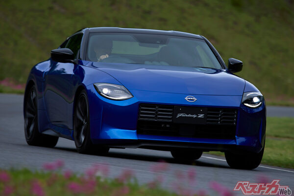 俳優の鈴木亮平さんがフェアレディZで疾走するテレビCMが「第20回 日テレCM大賞」大賞を受賞。ご覧になったかたも多いだろう