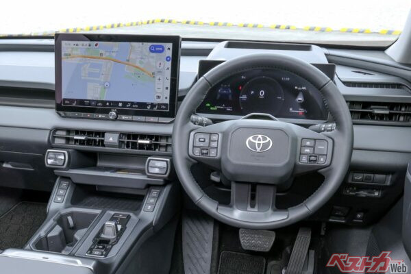 新型RAV4のメーター周り