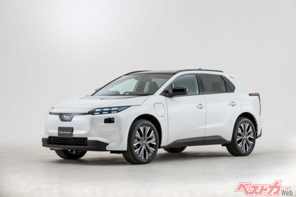 スバルソルテラ。昨年（2025年）10月にマイナーチェンジを実施して、いまはこんな感じのスタイル