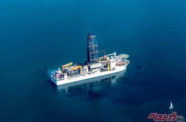 日本の海に宝の山!?　レアアース採掘がついに始動!!　国内レアアース開発と自動車産業への影響は？