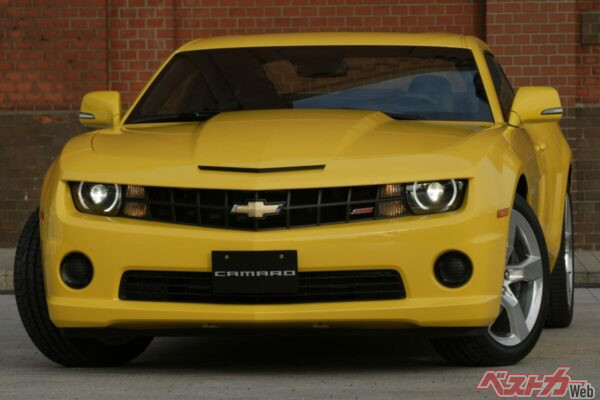 ネックは流通量!?　それでもチョイワル輸入車が欲しいなら5代目シボレー カマロ＆4代キャデラック エスカレード！