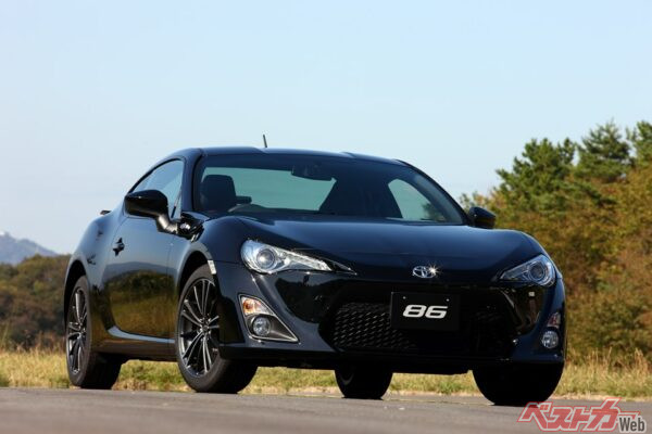 2012年に登場。『頭文字D』などの影響もあってか、すでに伝説化していたAE86にあやかって付けられた名前も、いまではすっかりおなじみに