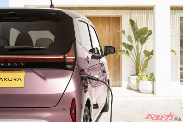 一文字テールランプなどリア回りに変更はなし