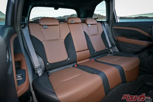 フォレスターの後席