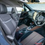 【内装対決】RAV4 vs フォレスター 500万円のSUVとして「合格」なのはどっち!?　質感の差から後席の“座り心地”まで徹底比較