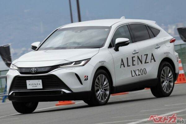 ロードノイズ16％低減は伊達じゃない！　ブリヂストン最新「LX200」がSUVの走りを上質に変えるワケ　操安性と快適性の“驚異の両立”を検証