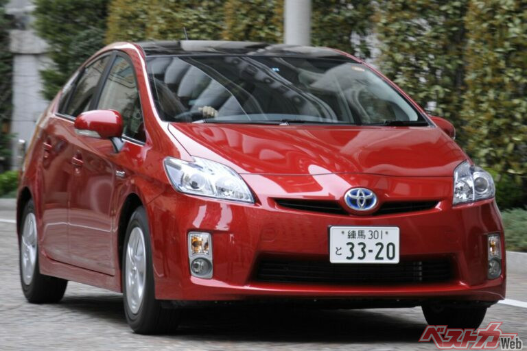 中古の3代目プリウス魅力的お値段!!　「10年で寿命」の噂と3代目プリウスがまだまだ現役なケースが実在するワケ