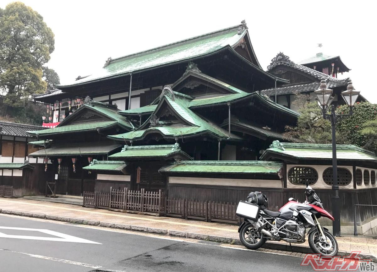 10 Best Touring Roads & Spots in Ehime Prefecture, Selected by a Japan Round-Trip Rider