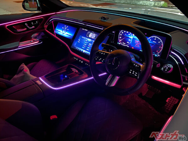 もっと若い時にほしかったアンビエントライト。どうせなら数分ごとにランダムなグラデーションで変化させたい