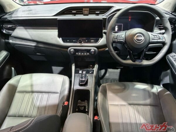 12.3インチディスプレイを中心とした新インテリア。質感と先進性が大幅に向上している