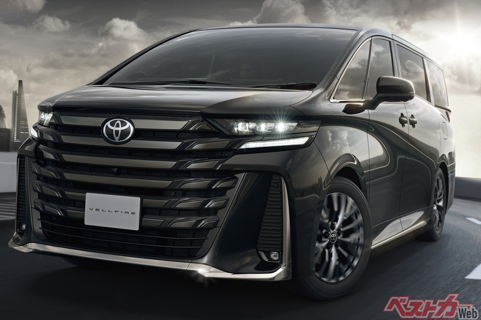 Sleeper Speed Demons: 5 Luxurious Cars That Transform When You Put the Pedal Down