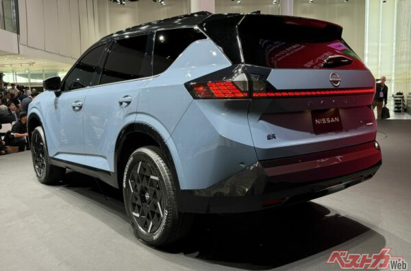 テールランプが特徴的すぎ!! ここまで変わるとは!!!