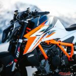 2026年新型「1390 SUPER DUKE RR」発表！アシストオフ&リミッター開放「ビーストモード」搭載 KTM最強ネイキッドが超・野生化