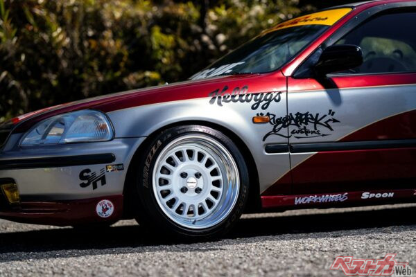 シンプルでありながらメリハリの効いたデザインだ