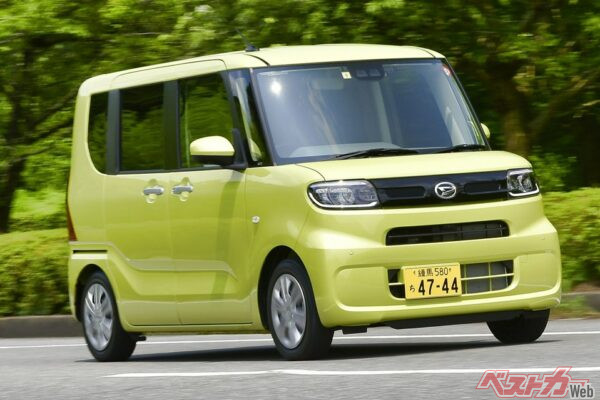 タントはお買い物クルマや子どもの送り迎えとして十分すぎる快適性をそなえる