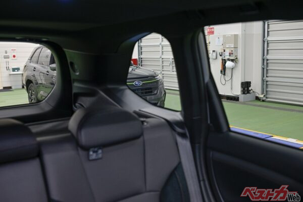 フォレスターの後方視界