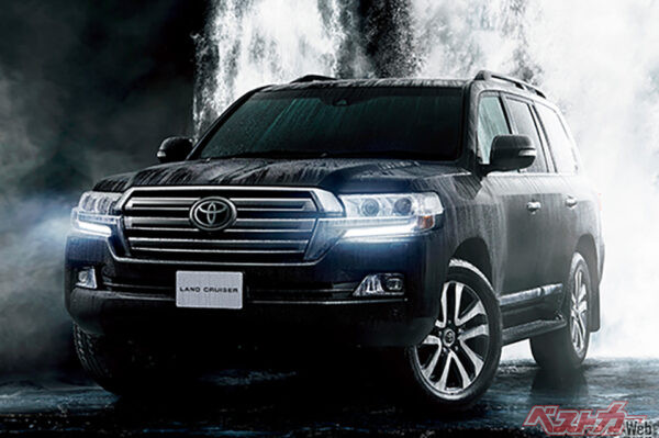 ランクル200は特に年式の新しい後期モデルのリセールが高くなっている