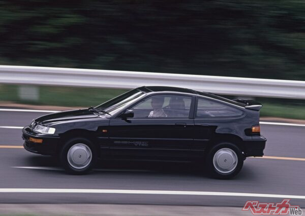 1980年代後半のCR-Xは紛うことなきボーイズレーサーだった