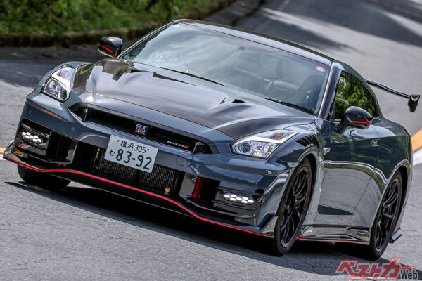 1000万円は覚悟!!　R35型GT-Rの中古価格高値っぷりがスゴい!!　絶版国産スポーツのお値段も衝撃