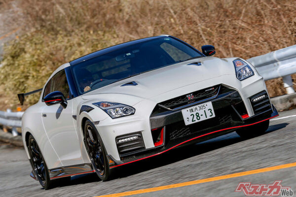 低年式でもNISMOは高値安定。この傾向は当面継続すると思われる