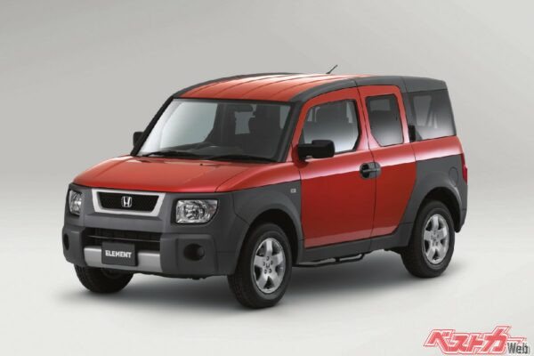 2003年4月に発売されたエレメントは、新たな価値の創造を目指してホンダが導入した新感覚のSUVだった