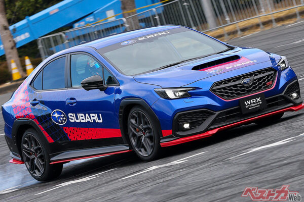 やっとだよMT!!　スバルWRX STI Sport♯が嬉しすぎる仕上がり!!　あえてハイパフォーマンスにしなかった理由も納得