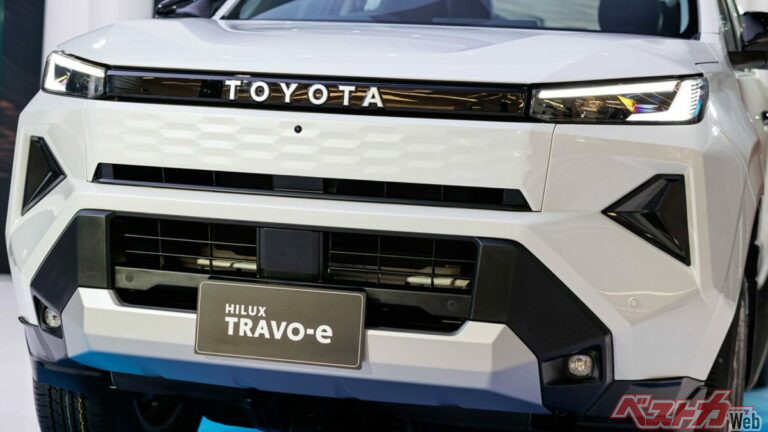 トヨタ新型ハイラックス「トラボ」爆誕!! 2026年の年央に日本発売!! タイで実物を見てきたぞ!!