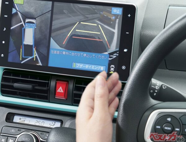 タントの「スマートパノラマパーキングパック」は必要か？ 駐車が苦手な人に刺さる装備なのか検証!!