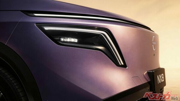 日本未導入が惜しい…最先端装備てんこ盛りで約370万円から。日産「NX8」の完成度が凄すぎる