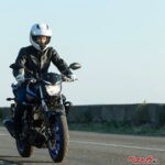 強風はバイクの天敵！ 速度・走る位置・服装など6つの対策を解説