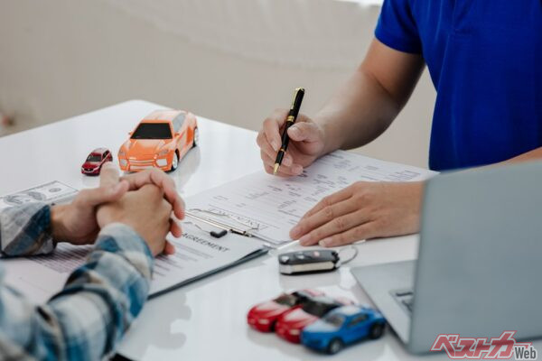 自動車ローンも金利上昇で支払い増!?　ディーラーローンだけじゃない「銀行系ローン」が意外と狙い目なワケ