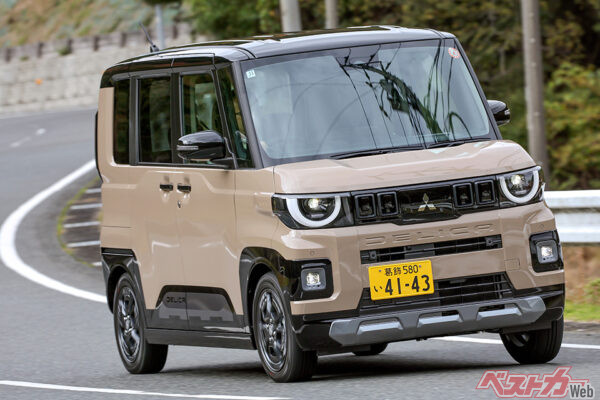 三菱 デリカミニ（2025年9月発表・196万4600～290万7300円）。全長3395×全幅1475×全高1785mm、車重1050kg、0.66L直3（64ps/10.2kgm）、17.8km/L