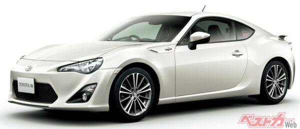 新車じゃなくてもいいんじゃない? 中古で買っても古臭さを感じさせないクルマ4選