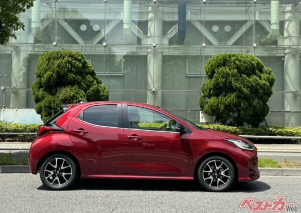 16インチタイヤを装着したヤリスハイブリッドZ（2WD）。高級感がある