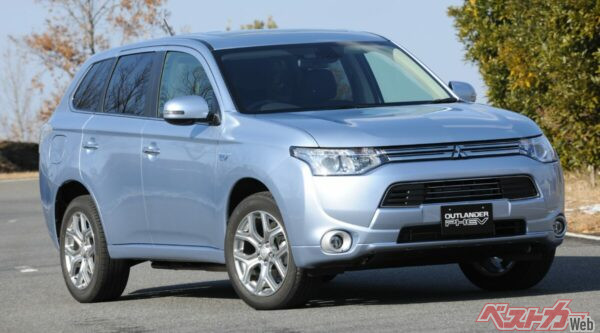 優秀な完成度だけでなくコスパも非常にいい2代目三菱 アウトランダーPHEV