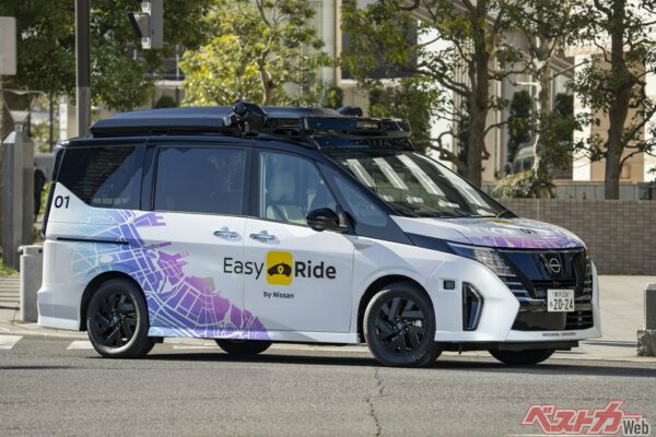 各メーカーはこぞって自動運転技術に力を入れているが、日本ではレベル4まで解禁されている。写真は日産 セレナの実証実験模様