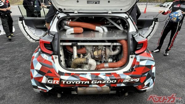 2Lと1.6Lのミドシップ4WDを贅沢に乗り比べ！　来年復活のセリカってどんだけ楽しいんだ!!