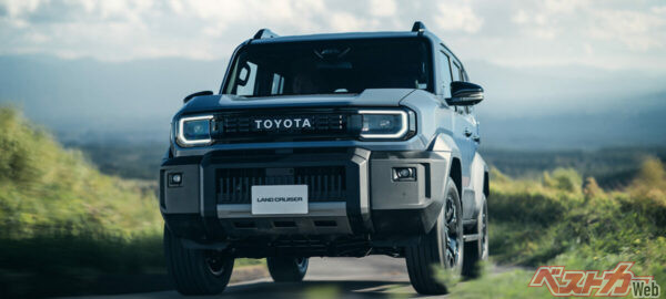 ランクル250VXガソリンとランクルFJVXガソリンとの価格差は127万9300円。これを安いと見るか、高いと見るか