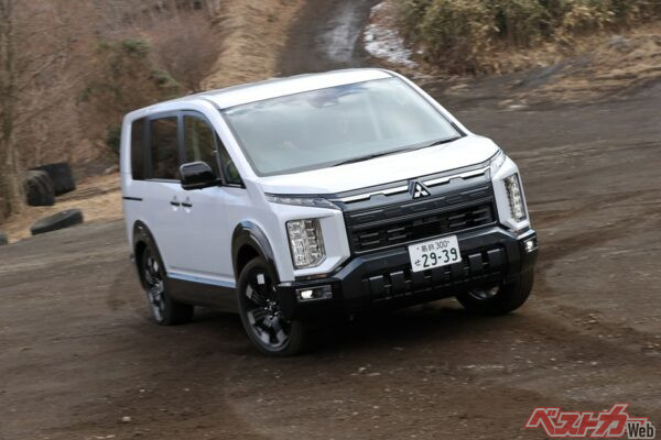 ディーゼルターボ×8速ATの走りは力強さと扱いやすいさが同居する