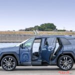 新型RAV4でスマートキー卒業!?　しかも“スマホを出す必要すらない”!?　最新デジタルキーがもはや魔法の便利さだった！