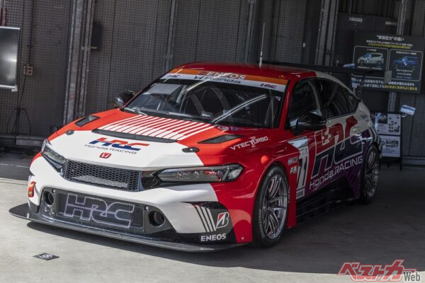 HRCパフォーマンスパーツの開発車両となるシビックタイプR HRCコンセプト（271号車）