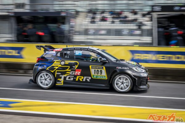 2026年モデルは予選のタイムでのモデルに比べ10秒近くも短縮し、ベストラップ9分33秒699を記録した