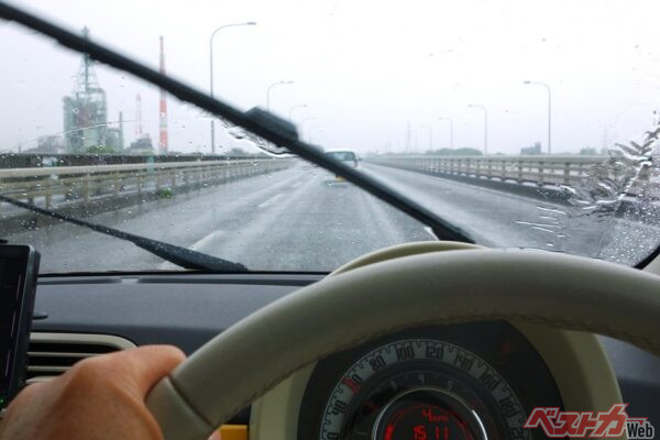そのまま梅雨突入で大丈夫？　今すぐやるべき梅雨前チェックパーツ3選