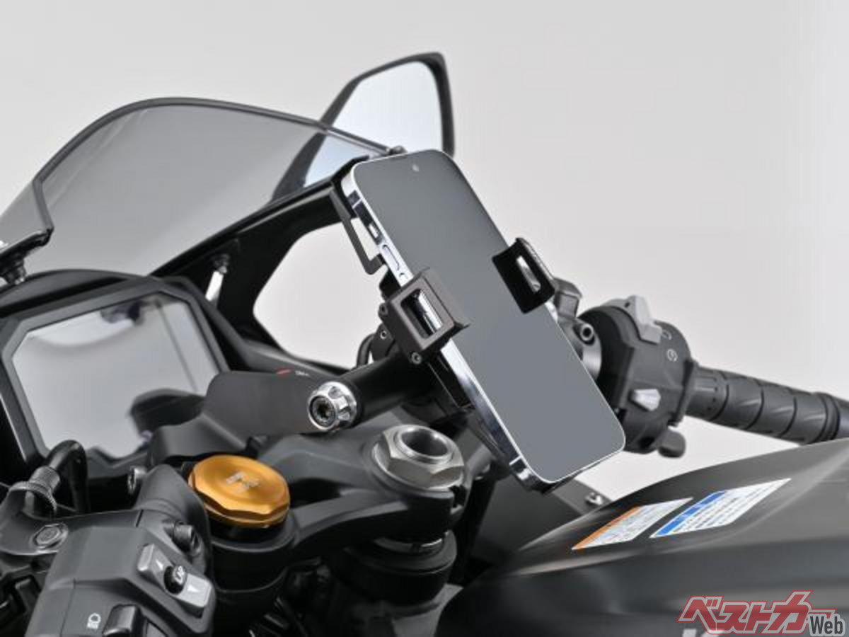 新製品】新設計ダンパー搭載でスマホを守る！「FLEX FSH-4
