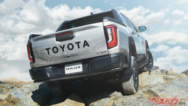 背面のTOYOTAロゴも勇ましい